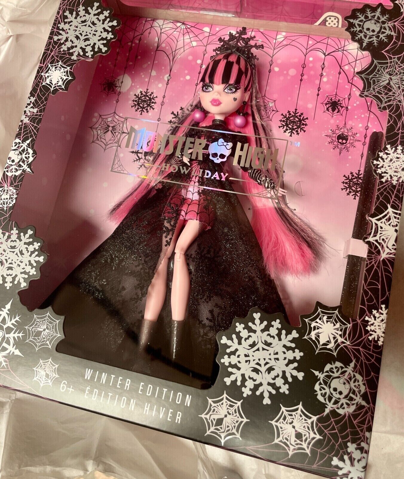 2022 Monster High Howliday Winter Edition Draculaura Doll - NEW SEALED