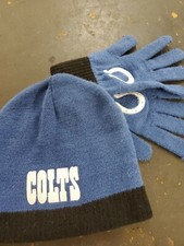 NFL INDIANAPOLIS COLTS YOUTH SIZE STOCKING CAP AND GLOVES New football