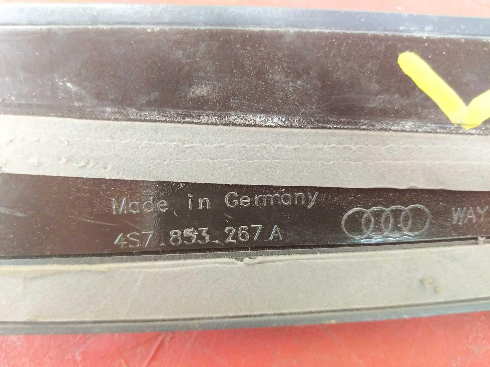2017-2021 Audi R8 OEM LH Driver Door Exterior Molding P/ 4S7853267A