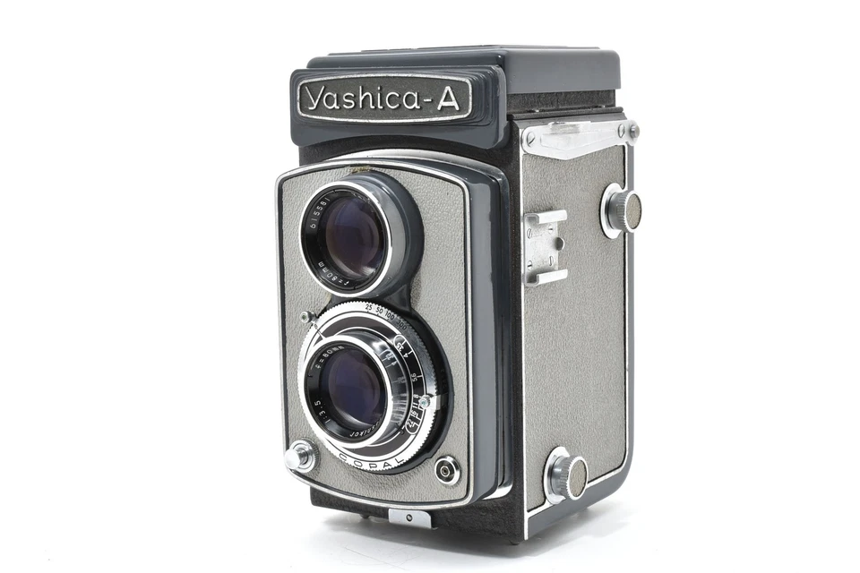 YASHICA-A TLR 6×6 Film Camera Gray w/ yashikor 80mm f3.5 [Exc+5]  Japan 2637387 - Image 2 of 4