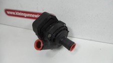 Pompe à eau Mercedes 207