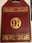 Harry Potter Platform 9 ¾ Hogwarts Express Luggage Tag 2014 Bioworld Never Used — photo 1