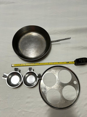 WearEver Stovetop Egg Poacher Pan Aluminum Silver w/ Lid 4 Cups Model 222-2