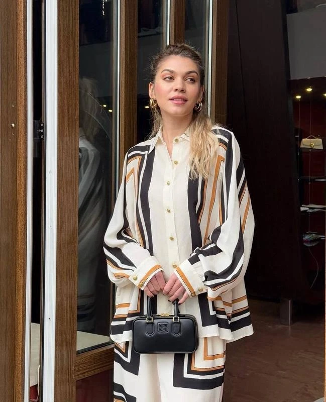 Conjunto Zimmerman Talla 0 / AU 8 / US 4 Camisa + Pantalones Rayas Pierna Ancha Resort Seda Foto 2 de 4