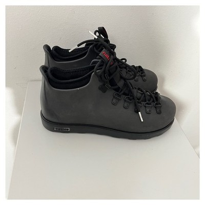 Native Fitzsimmons Walking Boots Mens 8 Womens 10 Black Waterproof Ankle Boots
