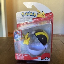 ( DAMAGED BOX ) Pokémon Clip 'N' Go Pikachu #7 & Ultra Ball - NEW Toy