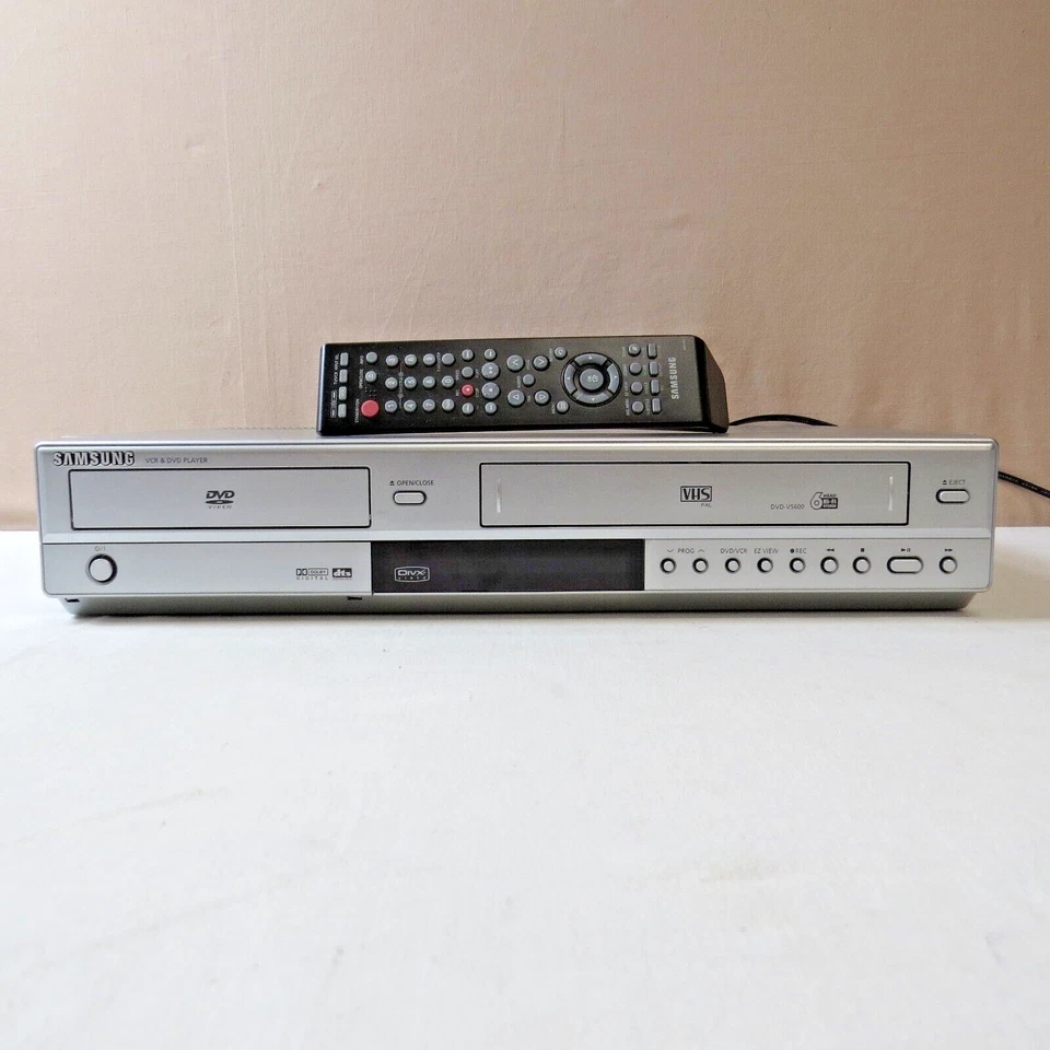 Samsung V5600 Recorder DVD VHS Fernbedienung - Teilgeprüft