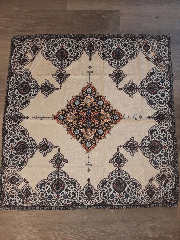 Floral Print Square Tablecloth 40" x 40" - Image 3 of 4