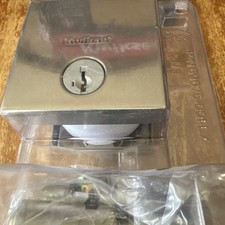 Kwikset Deadbolt Satin Nickel Finish Lock with 2 Keys Low Profile Deadbolt