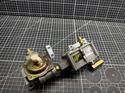 #ad #ad GE Range Oven Gas Valve amp; Pressure Regulator P# WB19K10051 WB19K10014 $44.00