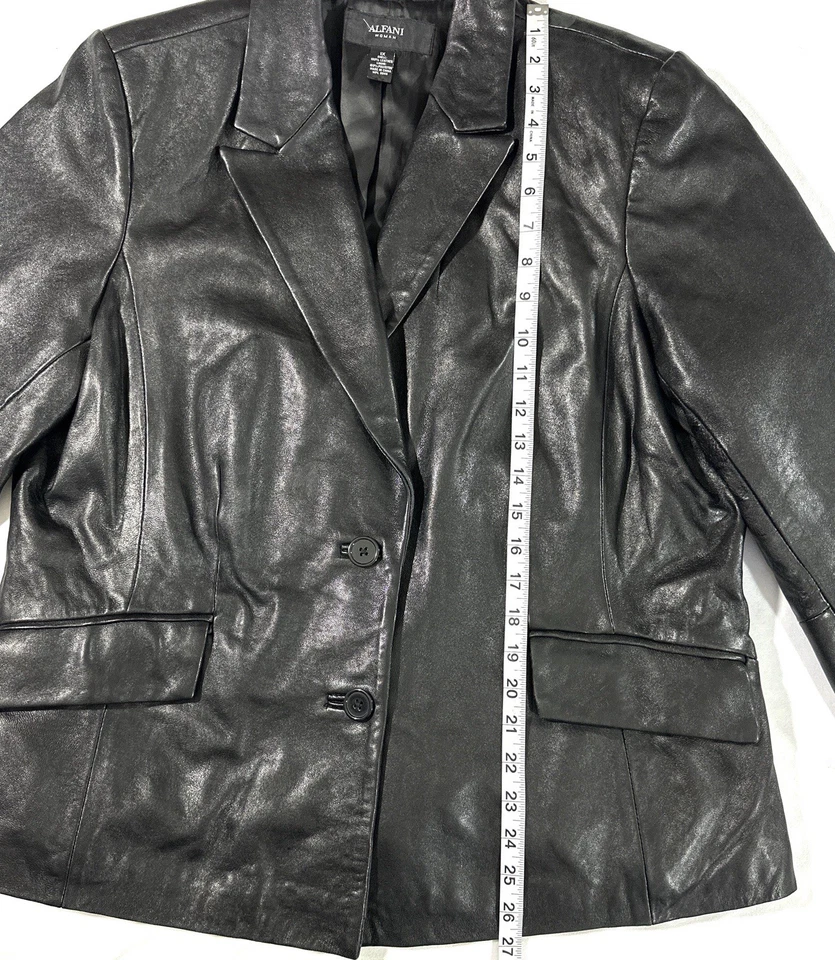 Chaqueta Blazer Alfani Mujer 1X Negra Cuero Genuino Botón Forrada Frontal Foto 2 de 4
