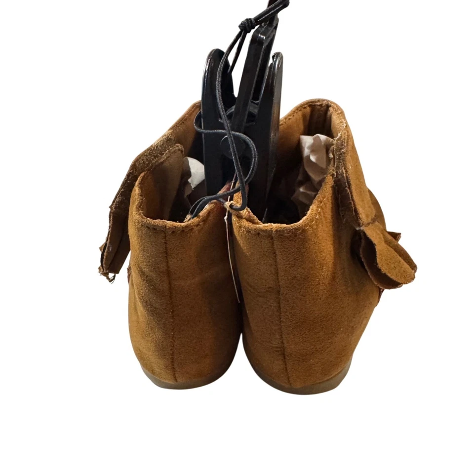 Garanimals Infant Boot Size 6 Brown Suede Ankle Boots With Ruffle Detail - Image 4 of 4
