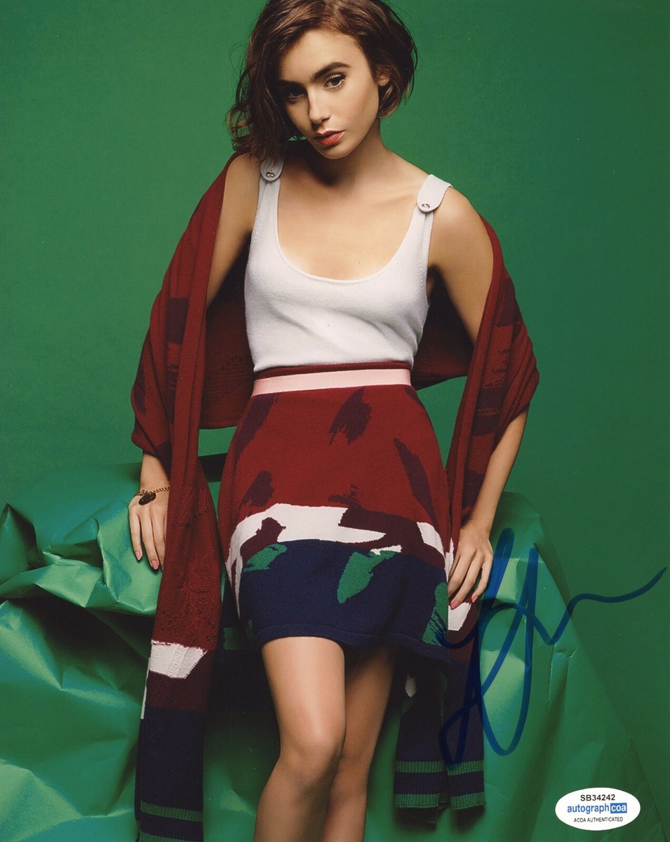 Lily Collins Sexy Autographed Signed 8x10 Photo ACOA | eBay