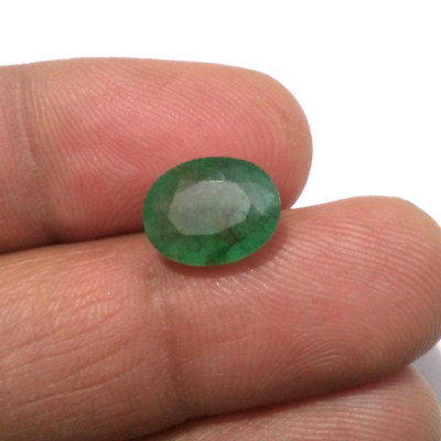 Fabulous Zambian Emerald Faceted Oval Shape 4.35 Crt Emerald Loose Gemstone