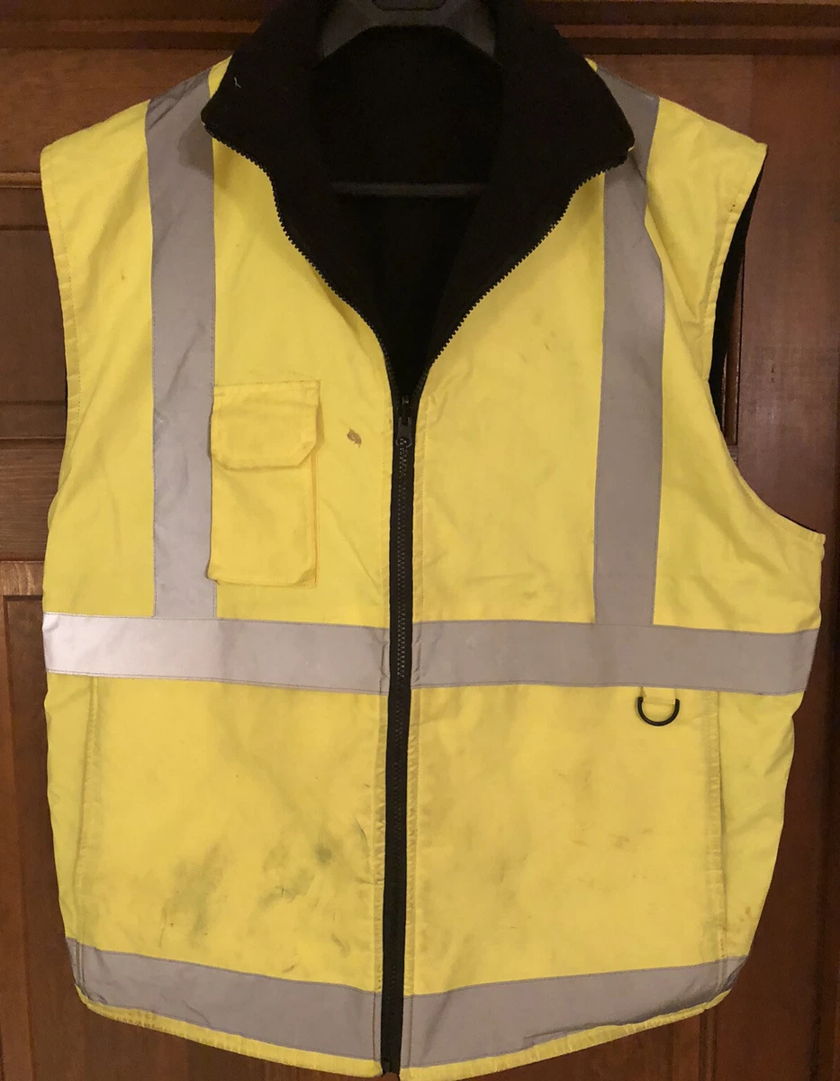 High visibility deals insulated vest