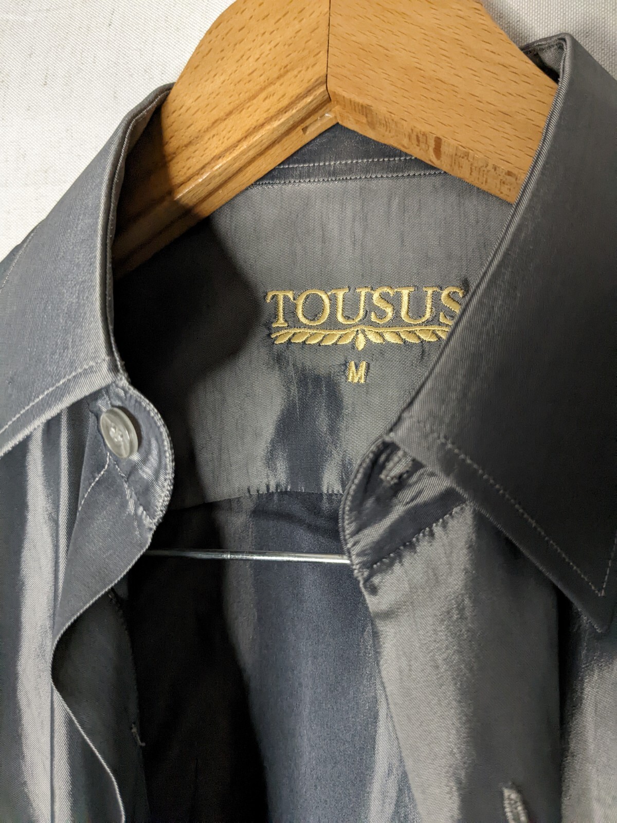 TOUSUS Mens Button Down Viscon Polyester Collared… - image 2