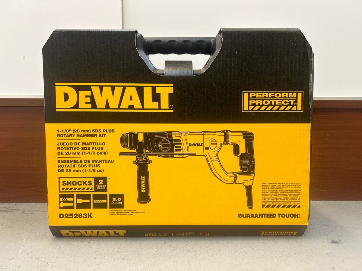 DEWALT D25263K VARIABLE SPEED CORDED ROTARY HAMMER DRILL (TDY022865