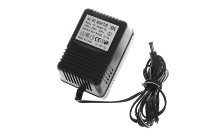 Original Netzteil SY-09090-GS Output: 9V-900mA