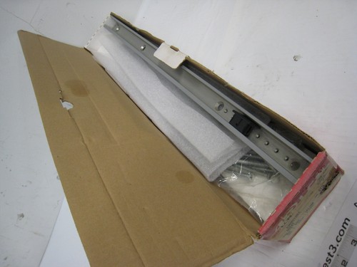 LCN IR SMOOTHEE 4024T SRT RH ALUM STD Door Closer - Picture 2 of 2