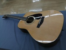Yamaha F600 Akustikgitarre Fichtendecke Meranti Korpus Palisander Griffbrett
