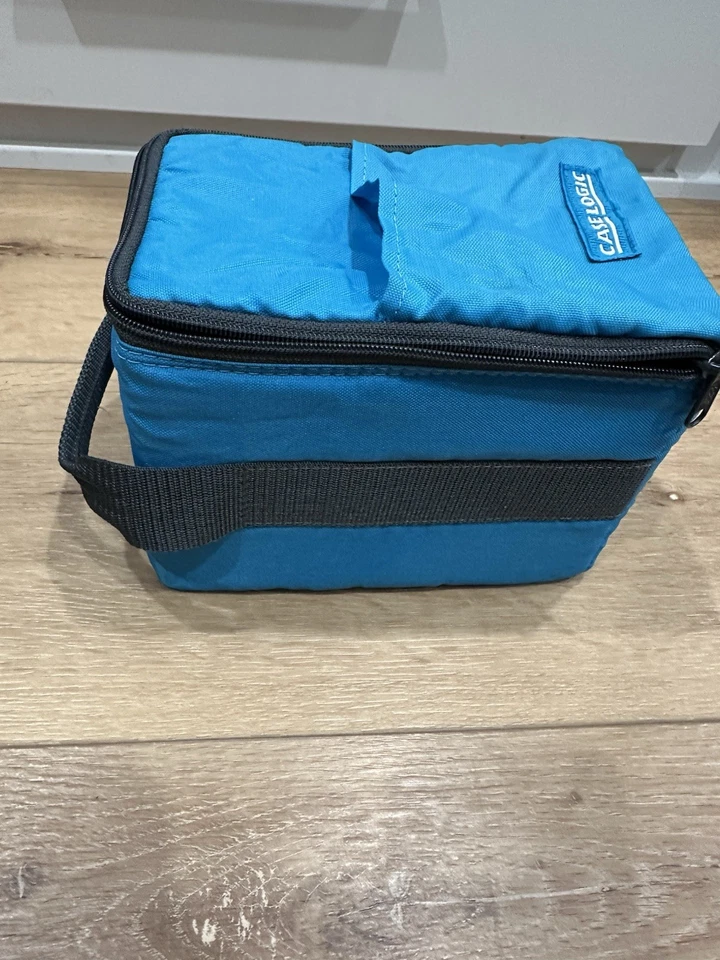 Vintage Case Logic CD PS1 Game Case Blue - Image 3 of 4