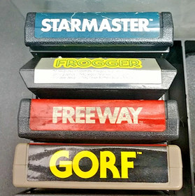 Atari 2600 In Case Bundle w/14 Games - Works Great!!!