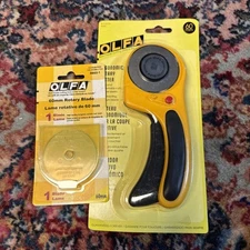 Olfa 60mm Ergonomic Rotary Cutter RTY-3/DX +Extra Blade