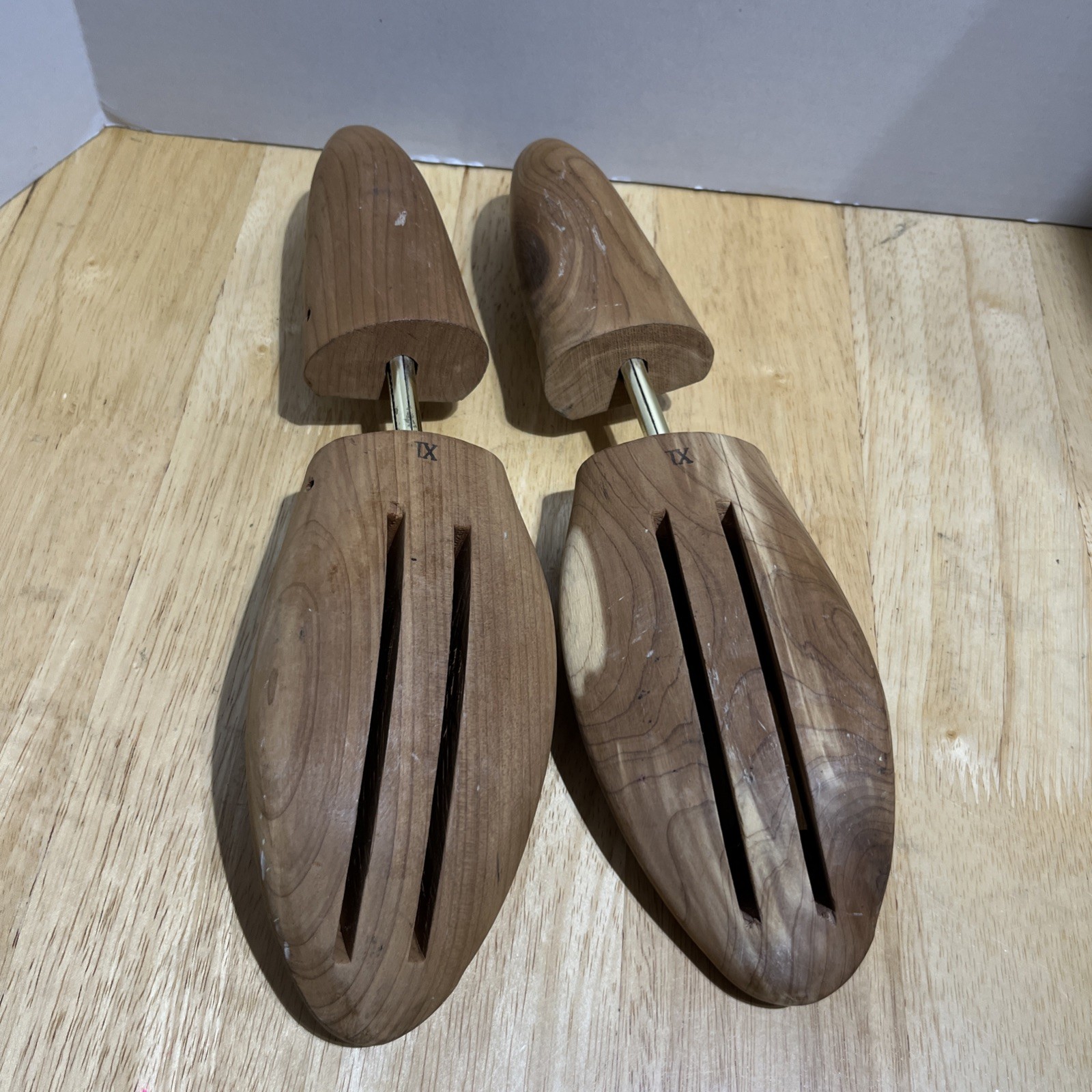 Woodlore Men’s Combination Cedar Shoe Trees Split Toe Size XL  - Made In USA