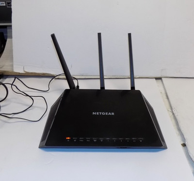 NETGEAR Nighthawk AC1750 R6700v2 Smart WiFi Router Dual-band Gigabit