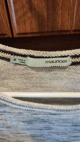 Maurices Women's Long Sleeve - Picture 3 of 3