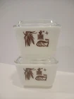 (2) Vintage Pyrex Early American Refrigerator Dishes With Lids 501B  1 1/2 Cup