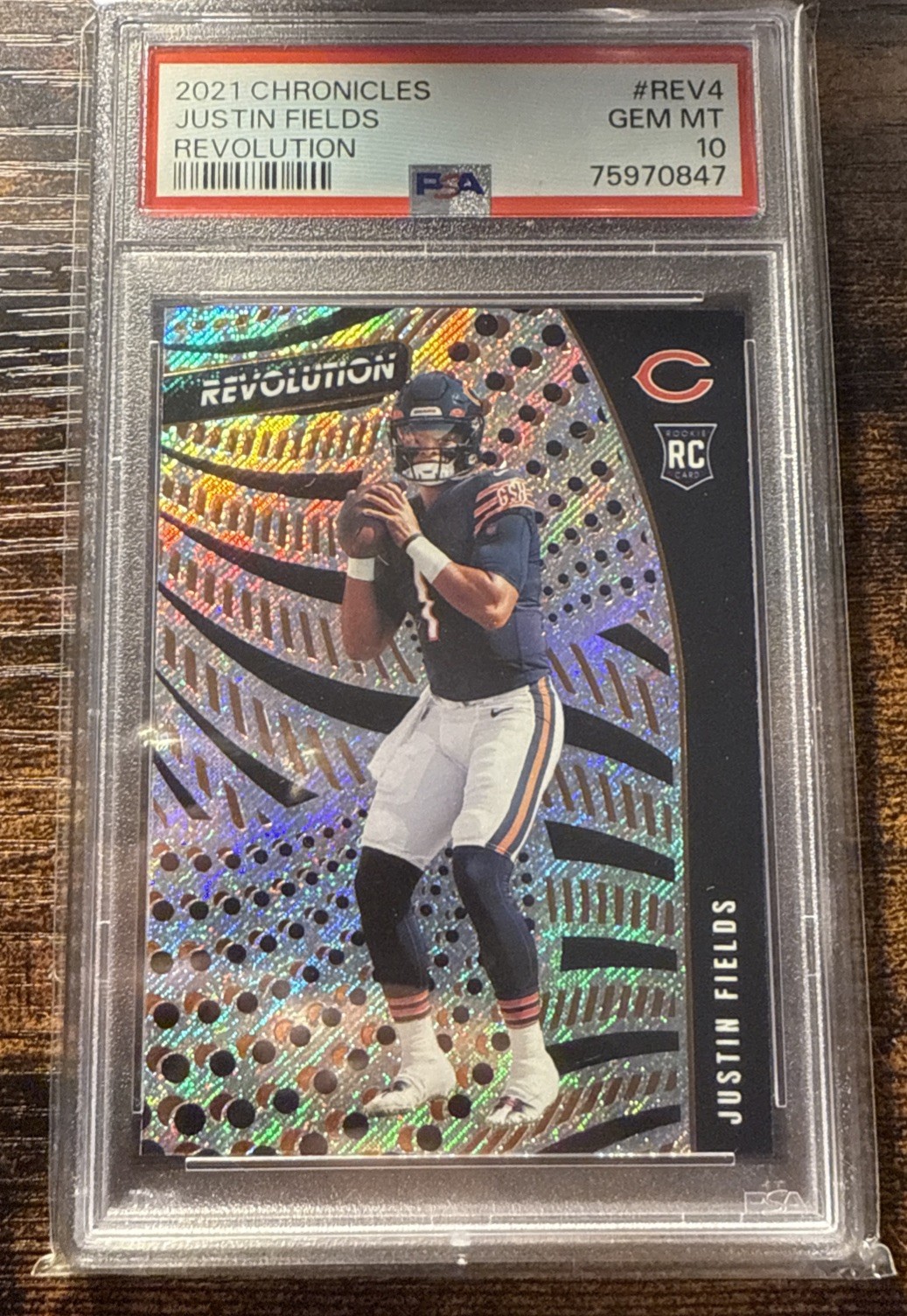 2021 Chronicles Revolution Justin Fields Rapture RC Rookie #REV-4 PSA 10