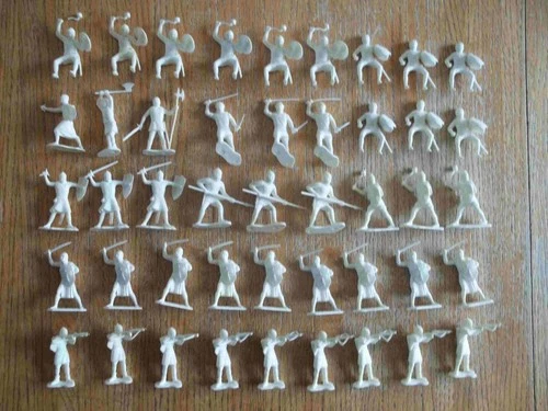 1990's MARX Recast set of 45 60mm Knights