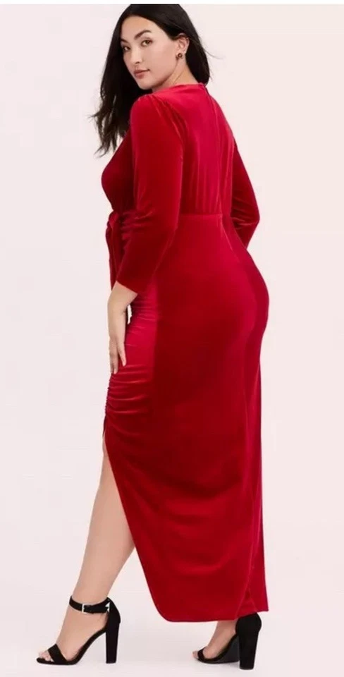 Vestido de noite formal Torrid plus size veludo vermelho manga longa tamanho 18 novo sem etiquetas - Imagem 2 de 4