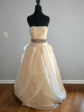 Vera Wang White Wedding Dress – Strapless – Size 8 – Rhinestone Belt & Tulle 