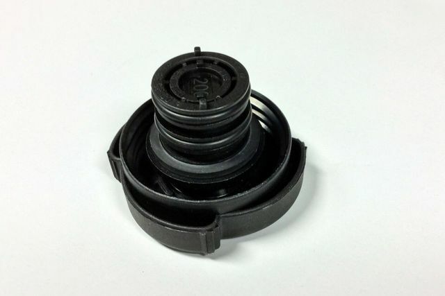 英　0527 17112248409 Coolant Expansion Tank Water Hose Connector Pipe