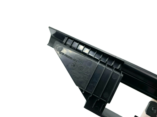 2013 - 2015 FORD FUSION FRONT RIGHT SEAT TRACK CORNER COVER DS73-F618D00-AFW OEM - Picture 8 of 8