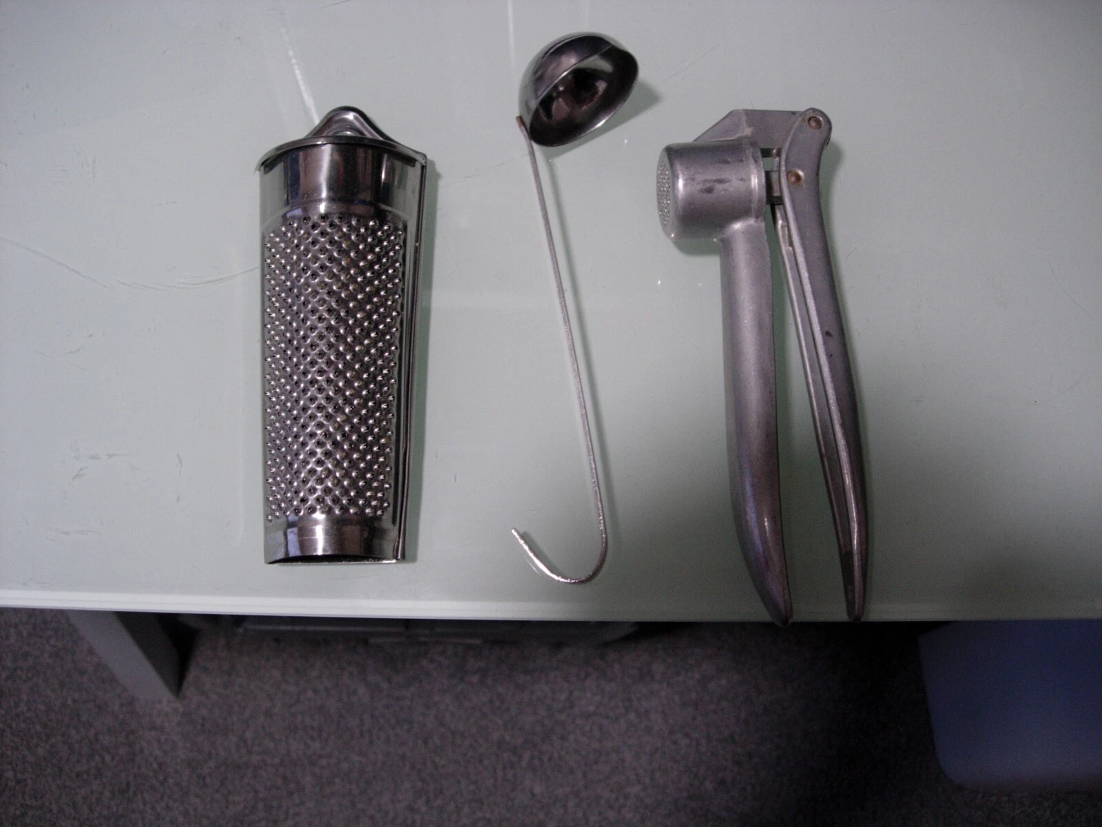 Small Gyrator, Garlic press and Small Ladle (LAST SET)