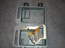 Tapco Pro Cut-Off 10379 With Case barely used