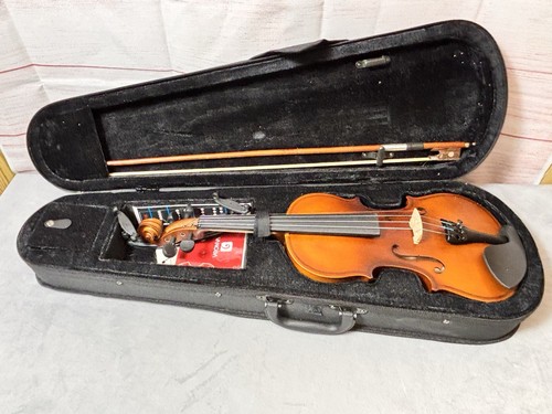 Vangoa violin with case, bow, Tuner, Rosin And Manual