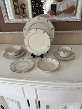 Community Deauville Bavaria Art Deco 8-Piece Place Setting – Cream Soup- READ-2