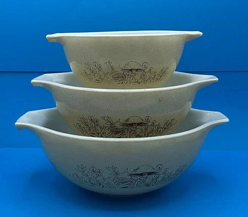Vtg Set of 3 Pyrex Forest Fancies Cinderella Nesting Mixing Bowls 441 442 443
