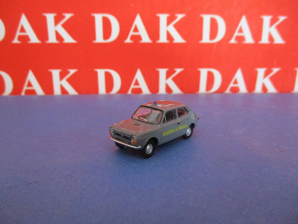 1/87 Modellino Auto Fiat 127 Guardia di Finanza 1971 by Brekina - Immagine 2 di 4