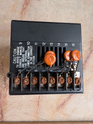 CONTROLADOR DE TEMPERATURA DIGITAL HONEYWELL UDC2000 MINI-PRO DC200H-0-000-1F0000-0 - Imagen 3 de 6