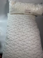 Coop Original Queen Adjustable Memory Foam Pillow 19 x 29 White Open Box