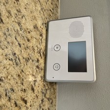 2GIG TECHNOLOGIES MODEL 2GIG-GCX - UNTESTED