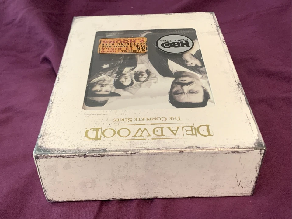 Deadwood The Complete HBO Series (DVD Box Set 2008 19-Disc Set) Brand New Sealed Foto 4 de 4