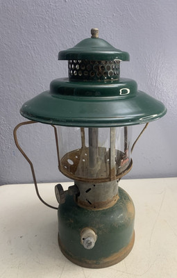 Vintage 1960 Coleman 228E Double Mantle Big Hat Lantern Made in USA