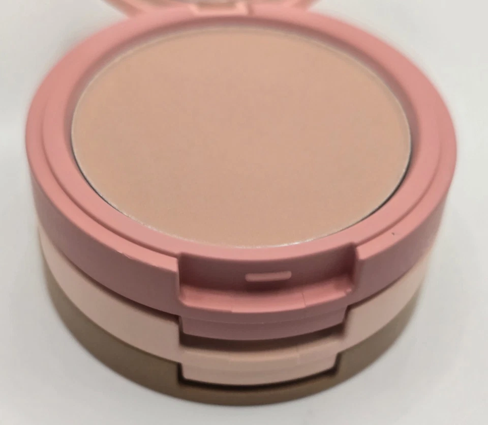 Kaja Beauty Bento Eyeshadow Shade 01 Butter Up New In Box Sealed. - Image 2 of 4