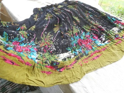 White Stag Plus woman vtg  22W 24W Bohemian crinkle rayon pull on tropical skirt
